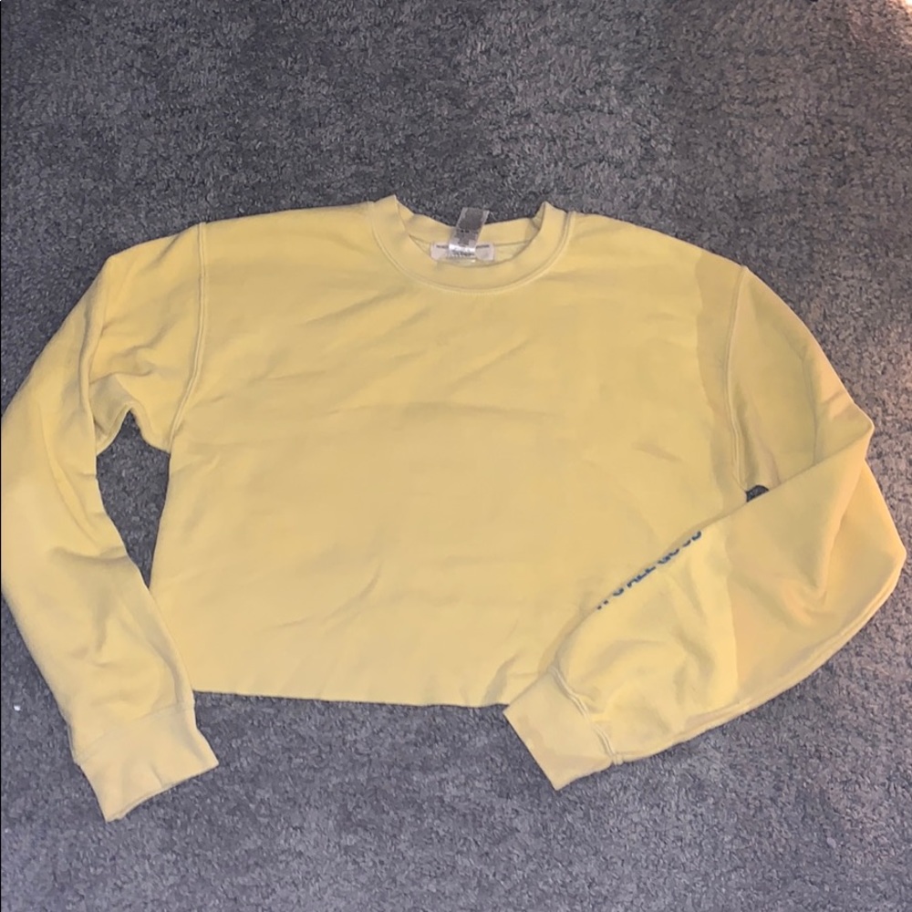 yellow cropped sweatshirt